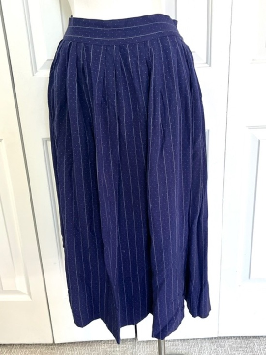 Esprit Dresses & Skirts - Vintage Esprit Navy Full Pleated with White Pinstripe Size 9/10